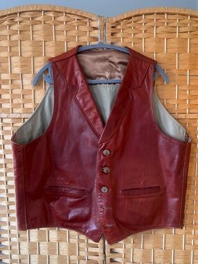 Vintage Western Burnt-Ember Brown Leather Button Front Vest